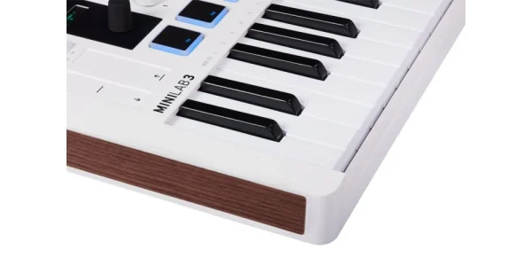 Arturia Minilab 3 White Controlador MIDI USB Compacto - Imagen 2